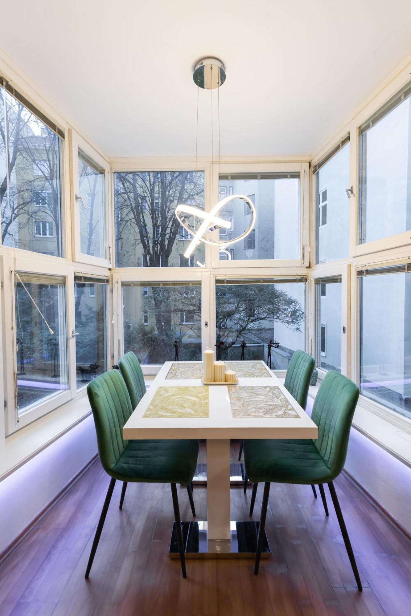 Palais Petrus Apartment Vienna Exterior photo
